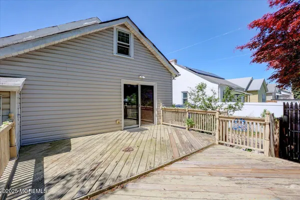 $2,400 | 58 Arbor Avenue, Trenton, NJ 08619