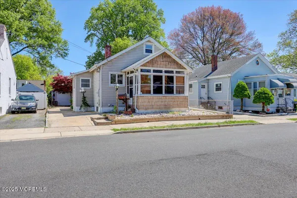 $2,400 | 58 Arbor Avenue, Trenton, NJ 08619
