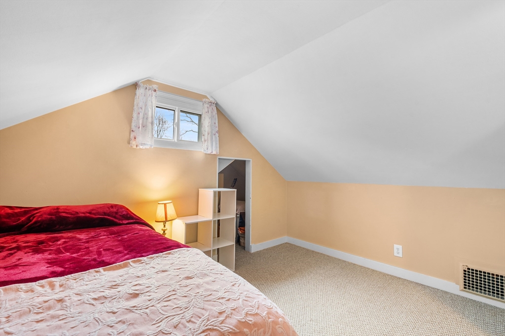 66 Great Woods Road Saugus, MA 01906 - Photo 33 of 41