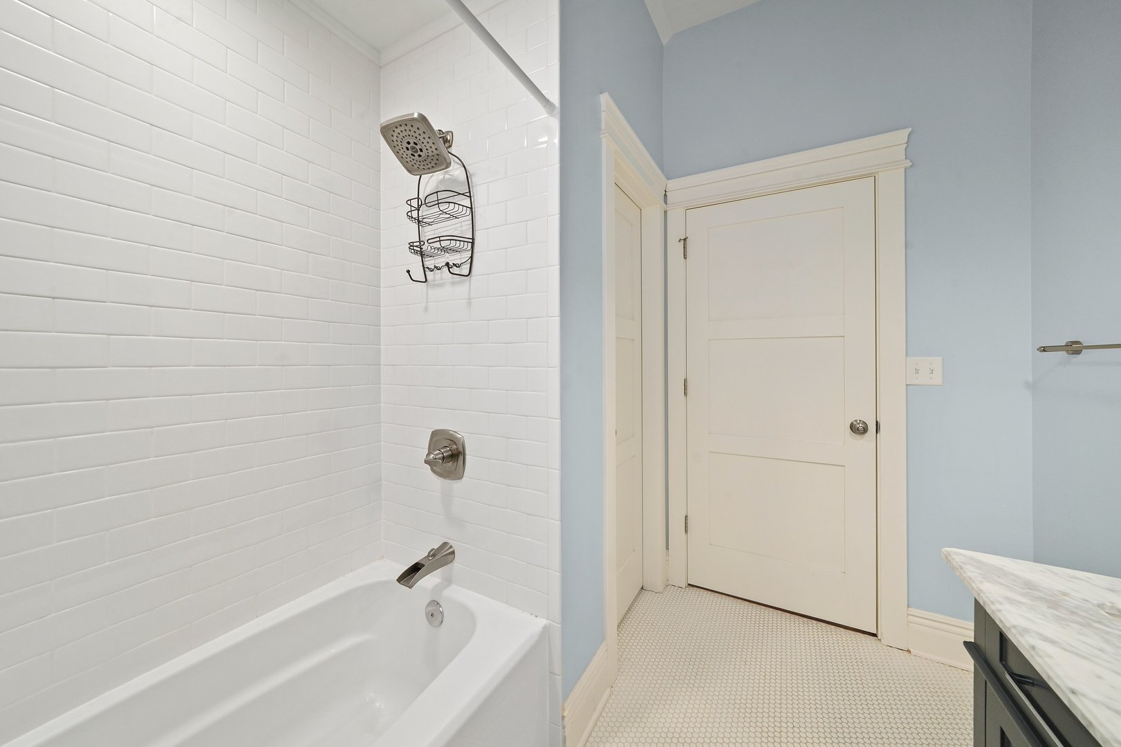 295 Herrick Road Riverside, IL 60546 - Photo 23 of 32 a bathroom with a shower