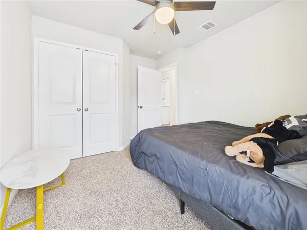 $2,100 | 2729 Porter's Way, Bryan, TX 77803