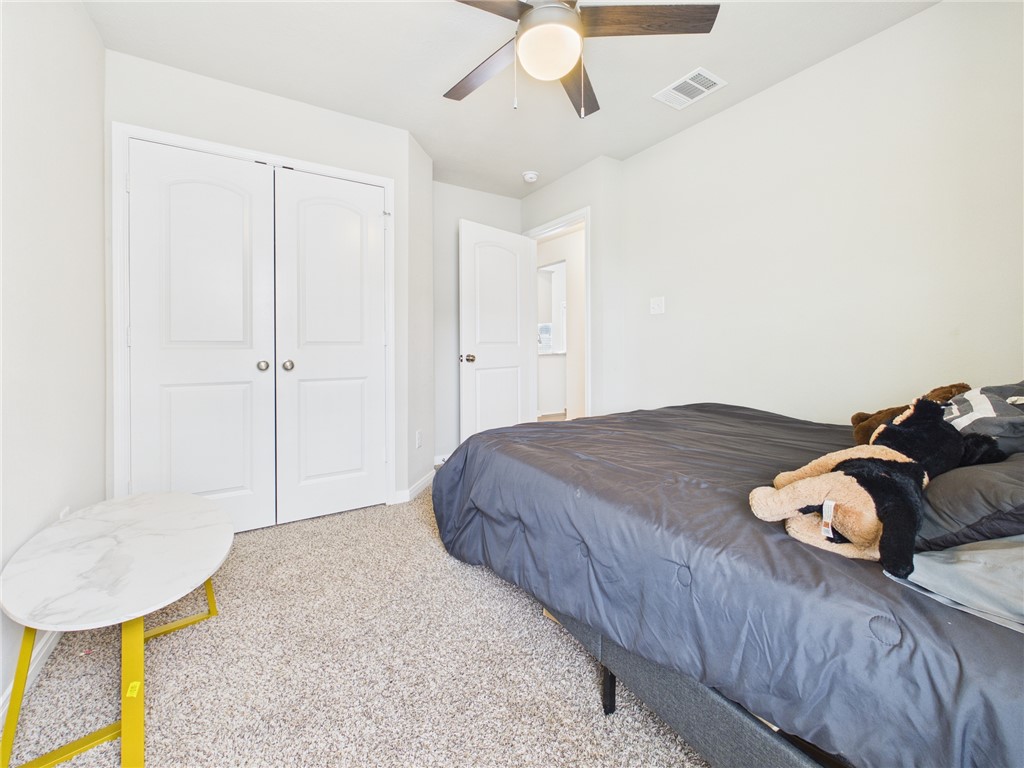 2729 Porter's Way Bryan, TX 77803 - Photo 8 of 17