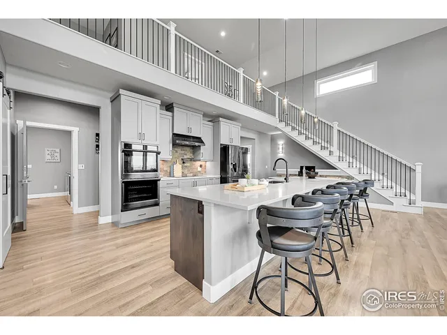 a view of entryway and hall