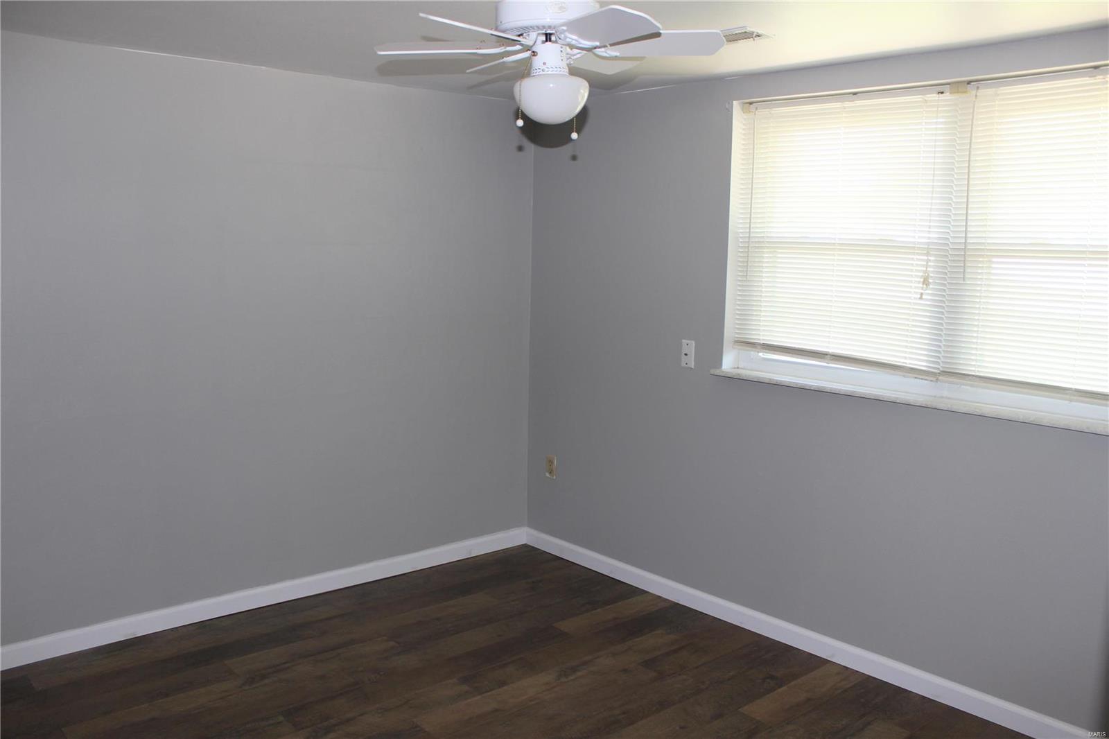 1814 Valley Road St. Charles, MO 63303 - Photo 34 of 49 Gallery Image 34