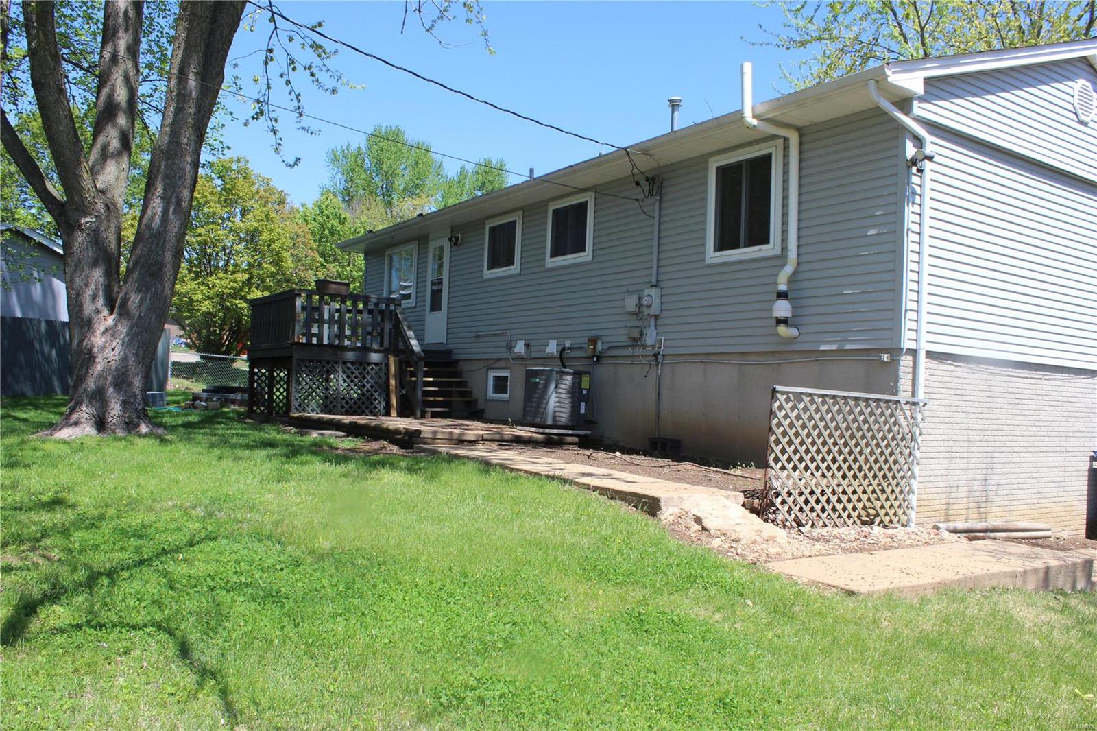 1814 Valley Road St. Charles, MO 63303 - Photo 46 of 49 Gallery Image 46