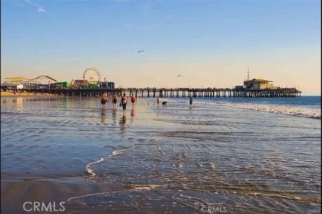 $3,450 | 2411 3rd Street, Unit K, Santa Monica, CA 90405