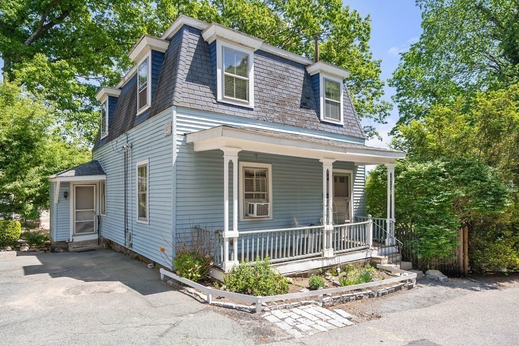 6 Walnut Place Wellesley, MA 02481 - Photo 3 of 32 Gallery Image 3