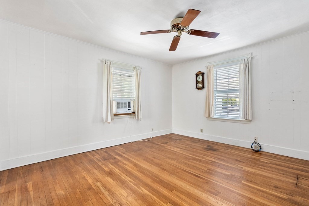 6 Walnut Place Wellesley, MA 02481 - Photo 10 of 32 Gallery Image 10