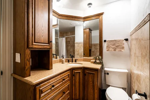 $624,900 | W233-s6945 Millbrook Circle West, Vernon, WI 53103