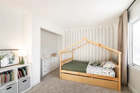 $624,900 | W233-s6945 Millbrook Circle West, Vernon, WI 53103