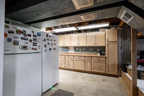 $624,900 | W233-s6945 Millbrook Circle West, Vernon, WI 53103