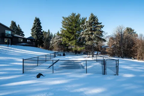 $624,900 | W233-s6945 Millbrook Circle West, Vernon, WI 53103