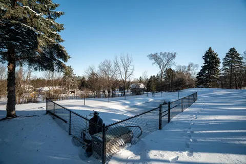 $624,900 | W233-s6945 Millbrook Circle West, Vernon, WI 53103