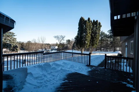$624,900 | W233-s6945 Millbrook Circle West, Vernon, WI 53103