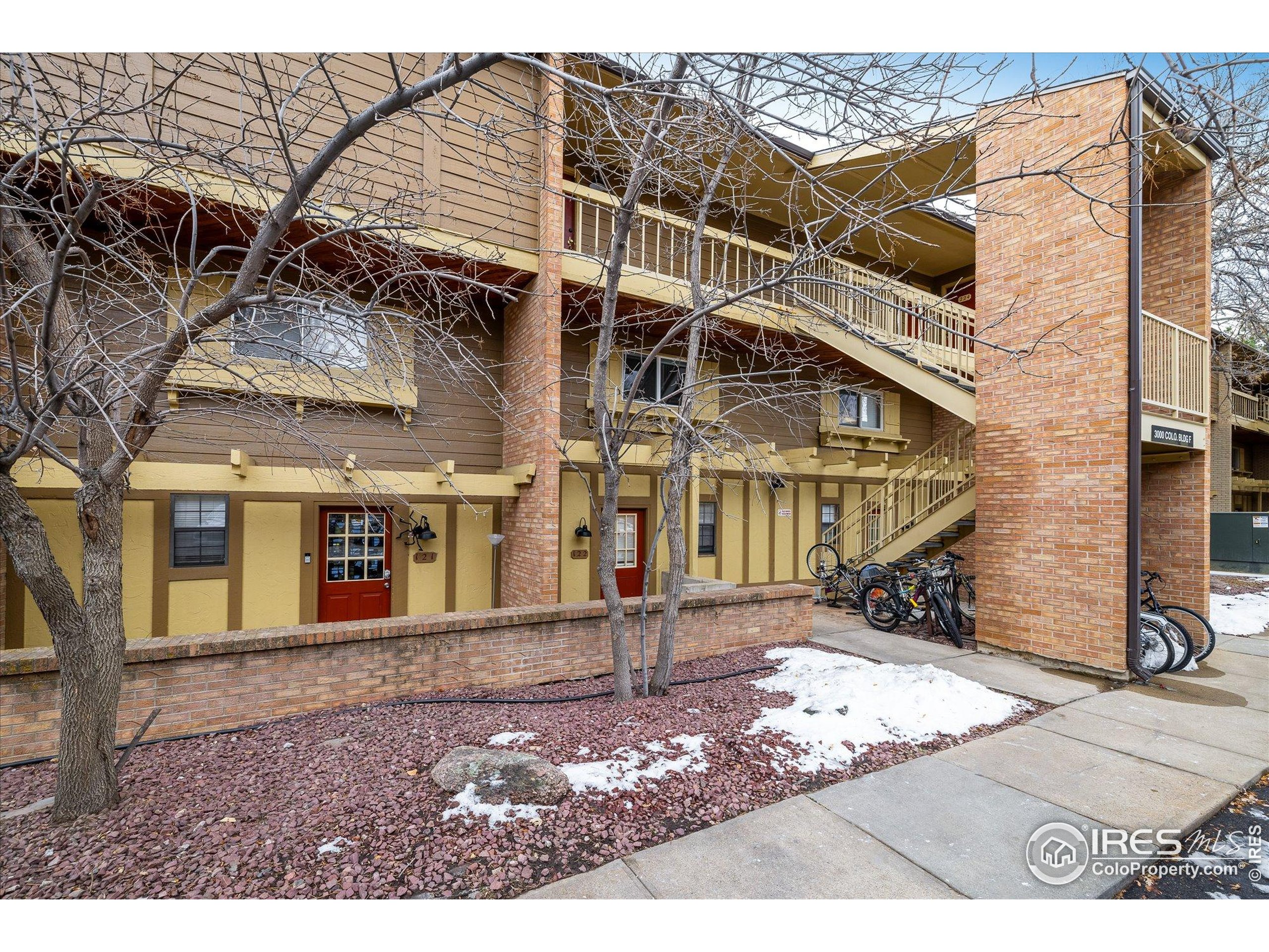 3000 Colorado Avenue, Unit 122 Boulder, CO 80303 - Photo 3 of 31 a view of a house with a patio