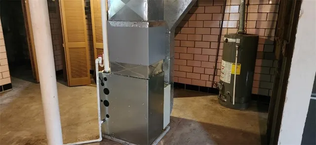 $87,700 | 1204 Center Avenue, Ellwood City, PA 16117