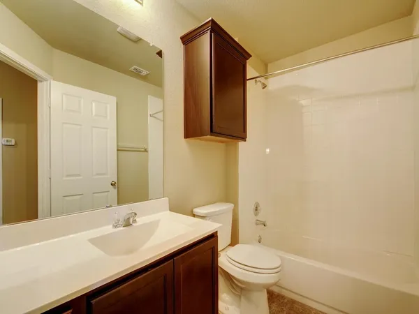 $1,995 | 1620 Bryant Drive, Unit 1801, Round Rock, TX 78664