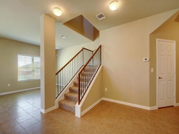 $1,995 | 1620 Bryant Drive, Unit 1801, Round Rock, TX 78664