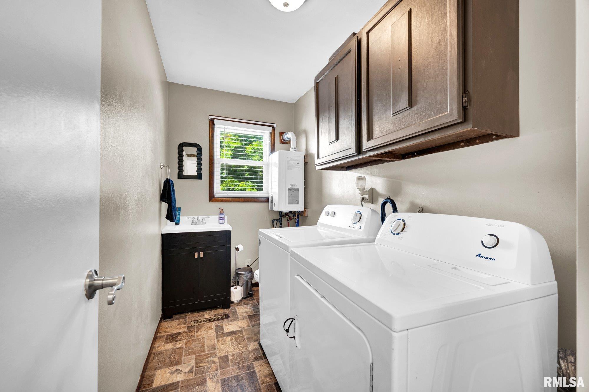 308 North Main Street Henderson, IL 61439 - Photo 35 of 43