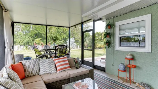 $2,200 | 6904 9th Avenue Northwest, Bradenton, FL 34209