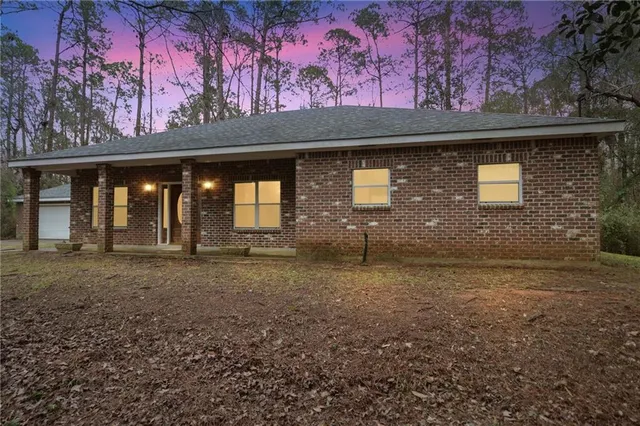 $265,000 | 102 Woodland Drive, Covington, LA 70433