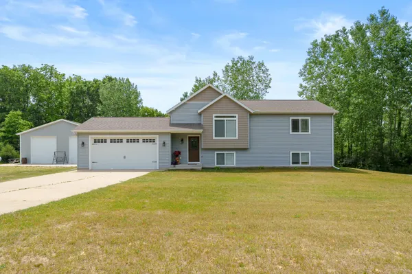 $385,000 | 25427 Chaty Lane, Gobles, MI 49055