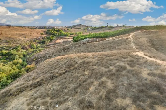 $350,000 | 54 Via Verrazano, Riverside, CA 92505