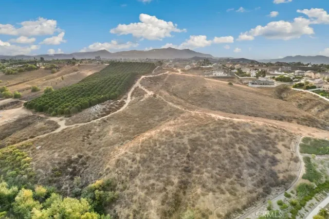 $350,000 | 54 Via Verrazano, Riverside, CA 92505