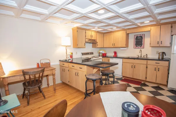 $160,000 | 11 Overlook Lane South, Unit J, Warrensburg, NY 12817