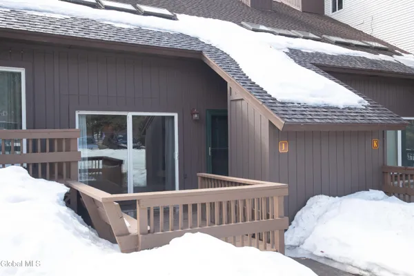 $160,000 | 11 Overlook Lane South, Unit J, Warrensburg, NY 12817