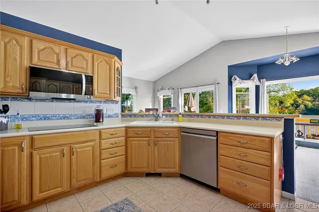 $515,000 | 494 Georgene Road, Camdenton, MO 65020