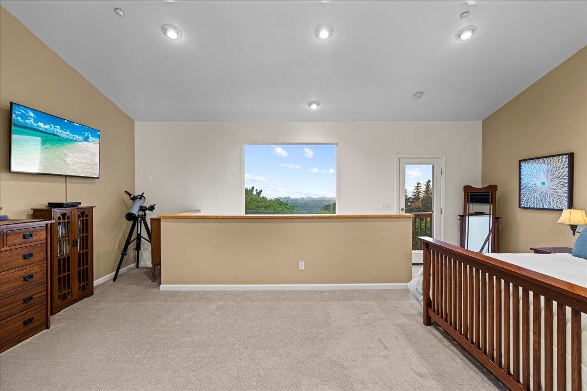 6980 Timeview Way Prunedale, CA 93907 - Photo 14 of 47 a view of a hallway with workspace