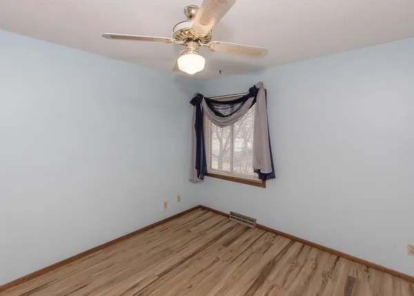 $210,000 | 3590 Devils Glen Road, Bettendorf, IA 52722