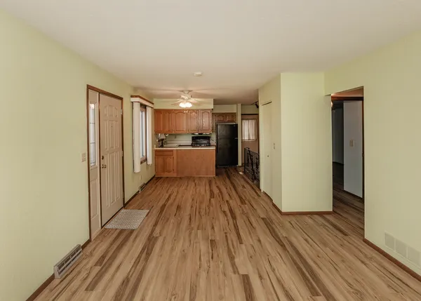 $210,000 | 3590 Devils Glen Road, Bettendorf, IA 52722