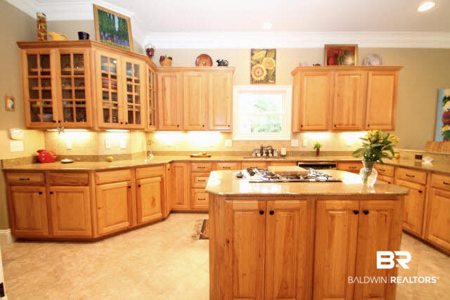 118 Sandy Ford Road Fairhope, AL 36532 - Photo 9 of 29 Kitchen