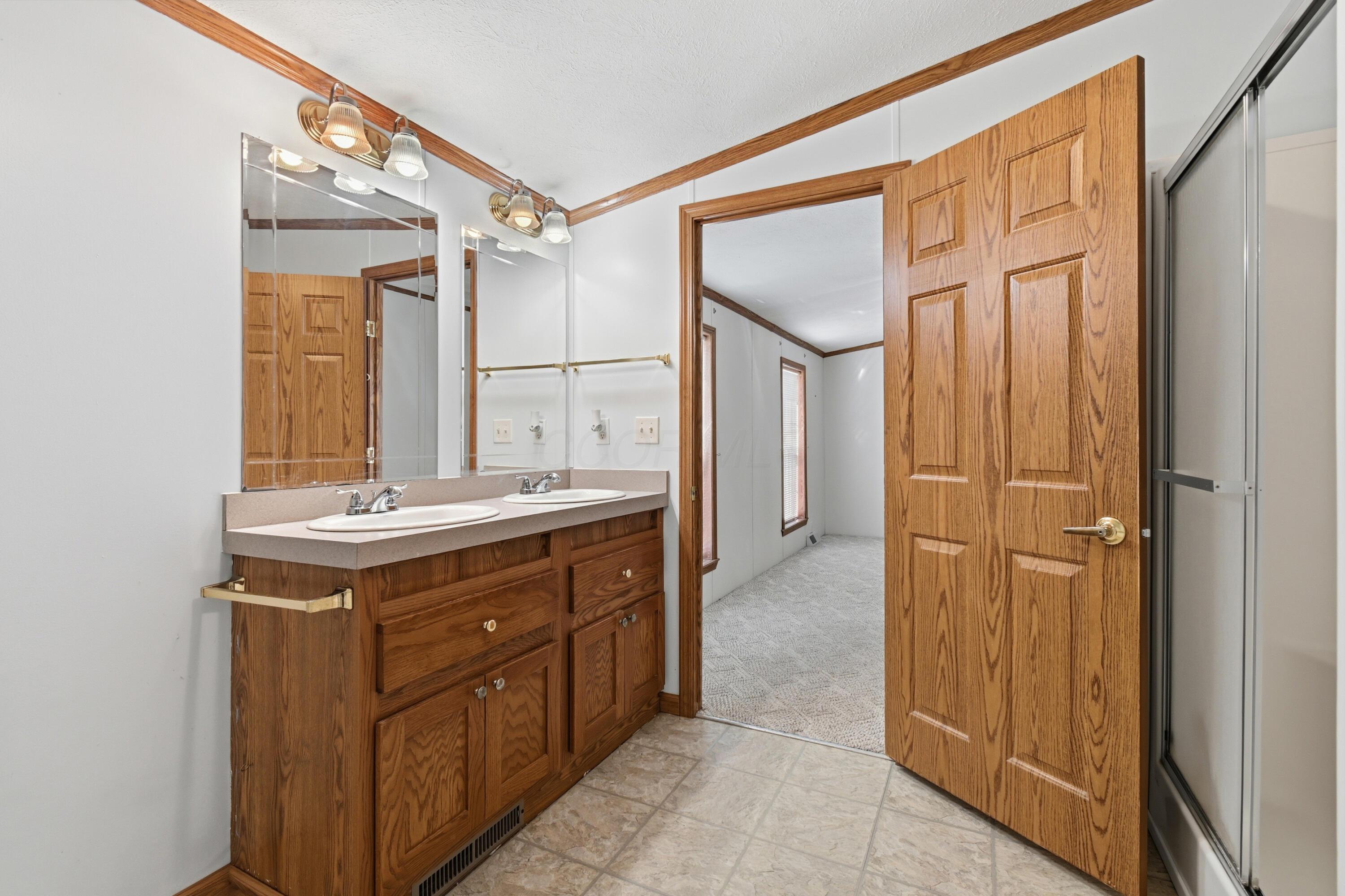 60602 Shaw Road Cambridge, OH 43725 - Photo 32 of 43 032_f8_60602_Shaw_Rd