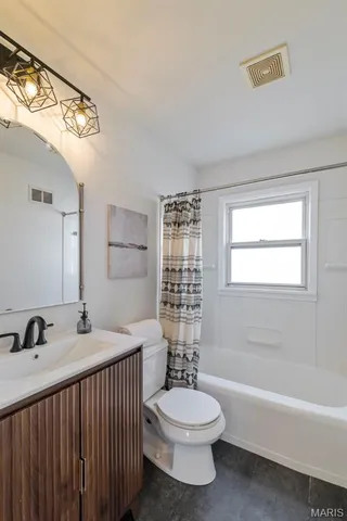 $159,900 | 8835 Kathlyn Drive, Berkeley, MO 63134