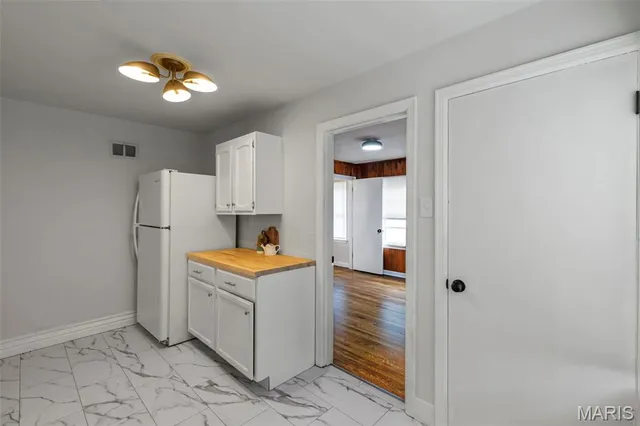 $159,900 | 8835 Kathlyn Drive, Berkeley, MO 63134