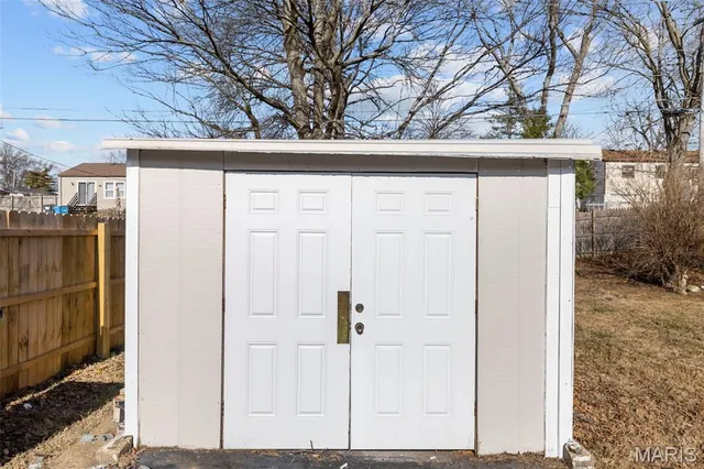 $159,900 | 8835 Kathlyn Drive, Berkeley, MO 63134