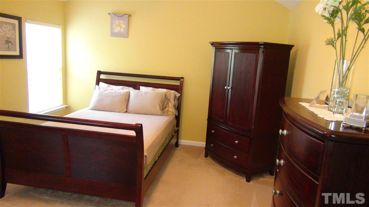 205 Riley Oaks Lane Apex, NC 27539 - Photo 15 of 25 Gallery Image 15