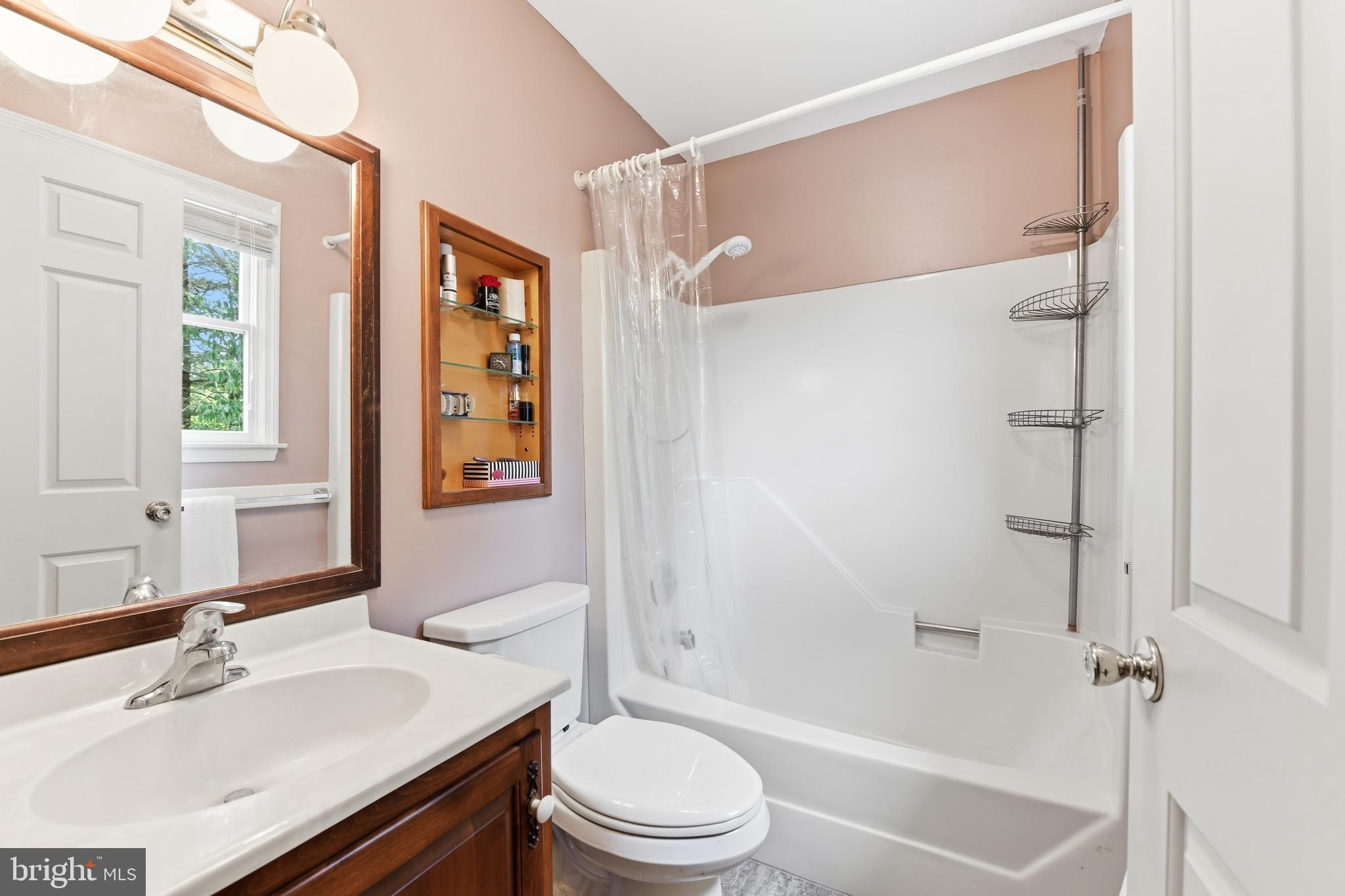 211 West Neversink Road Reading, PA 19606 - Photo 23 of 39 Gallery Image 23