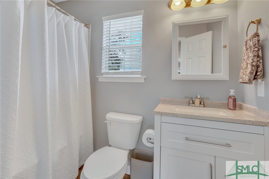 11 Ropemaker Court, Unit FURNISHED Savannah, GA 31410 - Photo 21 of 40 Master Bath with New Everything