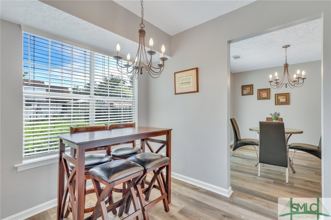 11 Ropemaker Court, Unit FURNISHED Savannah, GA 31410 - Photo 9 of 40 Breakfast Area