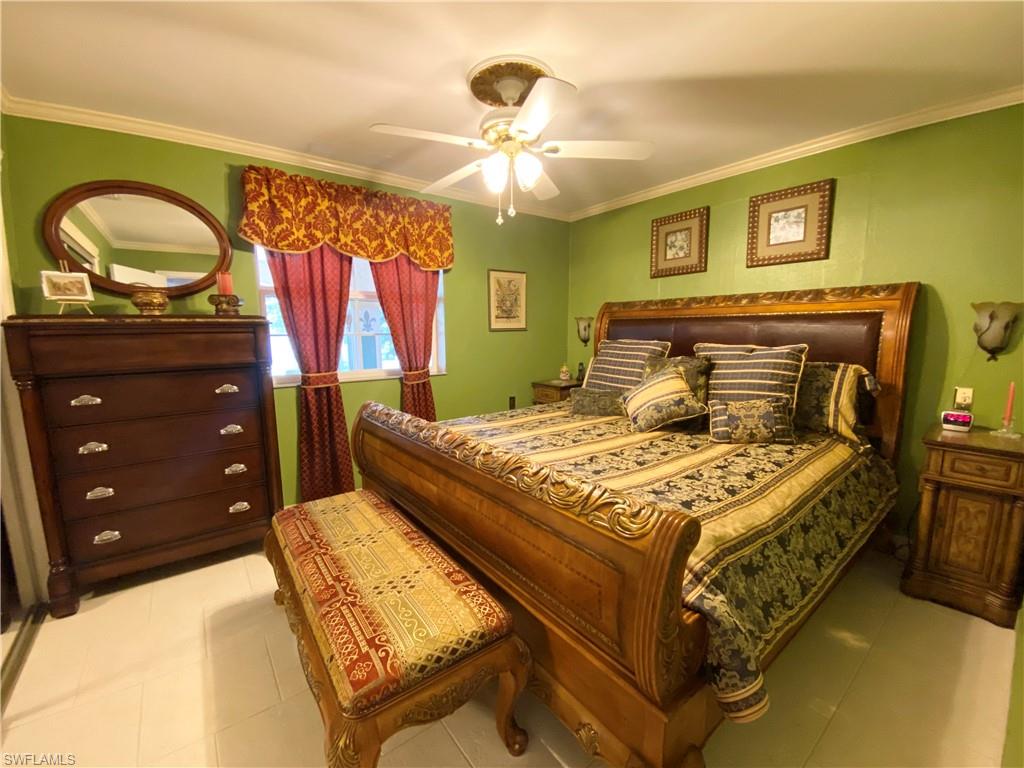 5230 Dixie Drive Naples, FL 34113 - Photo 15 of 32 Gallery Image 15