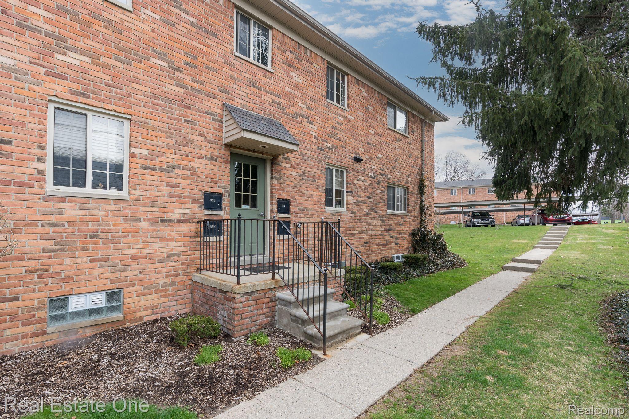 436 Romeo Road, Unit 323 Rochester, MI 48307 - Photo 2 of 19 Entrance 2