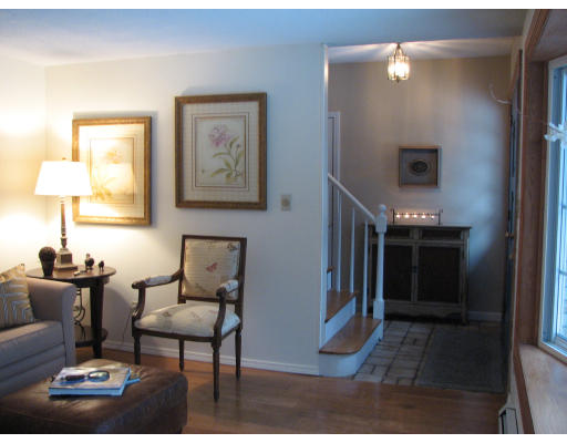 554 River Road Carlisle, MA 01741 - Photo 2 of 18 Gallery Image 2