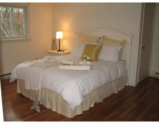 554 River Road Carlisle, MA 01741 - Photo 10 of 18 Gallery Image 10