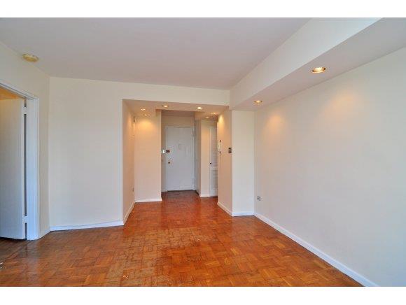 8901 Shore Road, Unit 8B Brooklyn, NY 11209 - Photo 7 of 10 Gallery Image 7