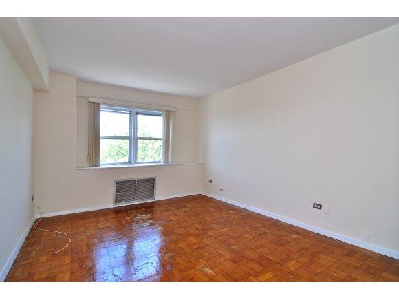 8901 Shore Road, Unit 8B Brooklyn, NY 11209 - Photo 9 of 10 Gallery Image 9