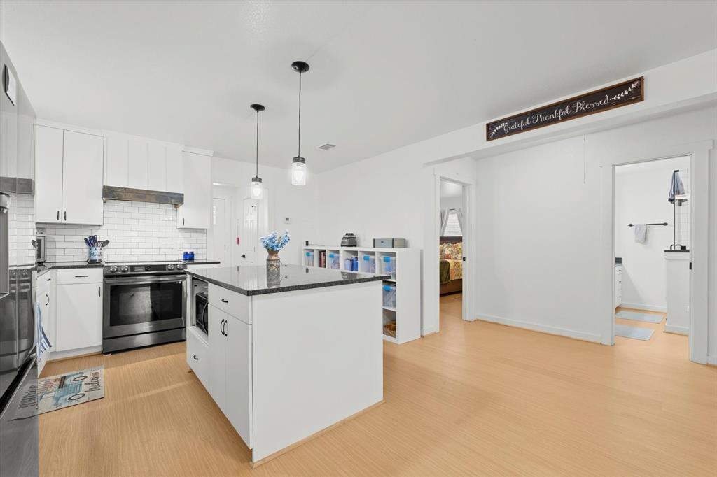 279 Norm Street China Spring, TX 76633 - Photo 4 of 30